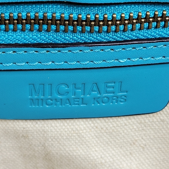 Michael Kors Santorini weave bucket tote wheat blue leather lined rafia straw - Picture 13 of 14